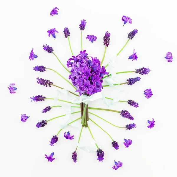 Mavi çiçek dekorasyon