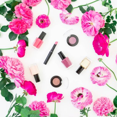 ruj, gölgeler, maskara 