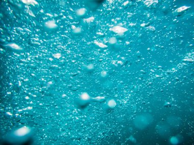 Sualtı kabarcıkları deniz