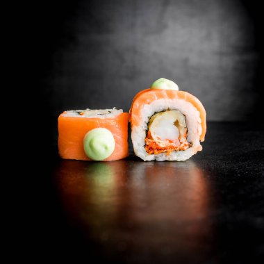 lezzetli suşi rulo 