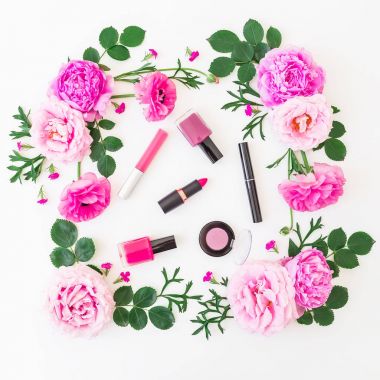 Rujlar, gölgeler, tırnak cilaları  