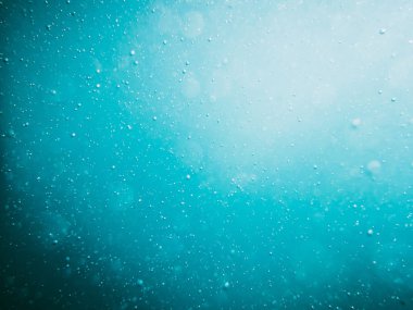 Sualtı kabarcıkları deniz