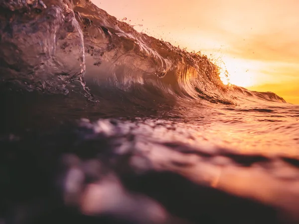 Büyük deniz dalga sıçramasına — Stok fotoğraf