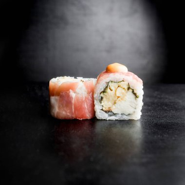 lezzetli suşi rulo 