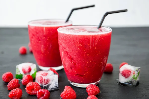 ezilmiş buz soğuk kokteyl serinletici 