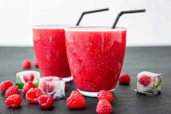 ezilmiş buz soğuk kokteyl serinletici 