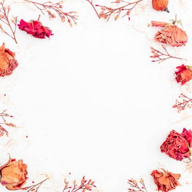 Güllü çiçekli çerçeve 