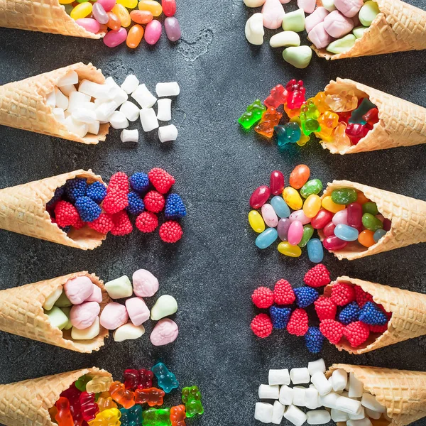 Caramelle assortite luminose colorate — Foto Stock