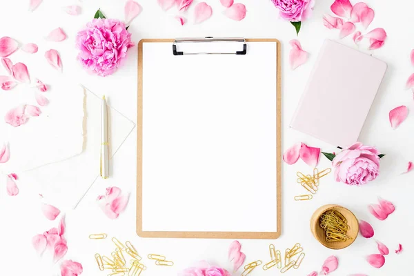 Workspace Clipboard Pastel Roses Accessories White Background Flat Lay Top — Stock Photo, Image