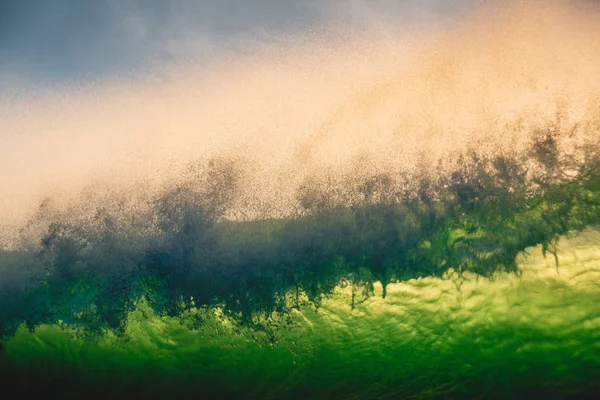 Foto Bela Onda Mar Limpo Fundo Céu Azul — Fotografia de Stock