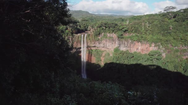 Повітряна Вежа Водоспаду Шамарел Тропічних Джунглях Маврикію — стокове відео