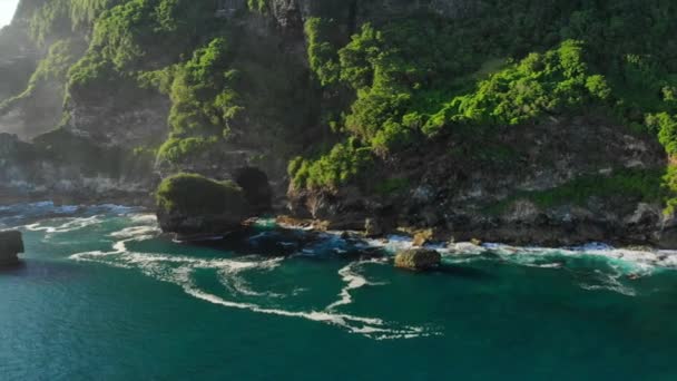 Increíble Acantilado Con Rocas Océano Bali Vista Aérea — Vídeos de Stock