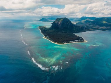 Mauritius Adası Panorama ve Le Morne Brabant Mo 'nun hava manzarası