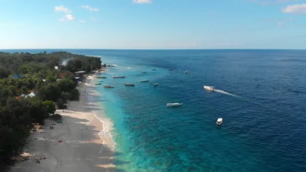 Tropical Beach White Sand Blue Ocean Aerial View Paradise Tourist — Stock Video