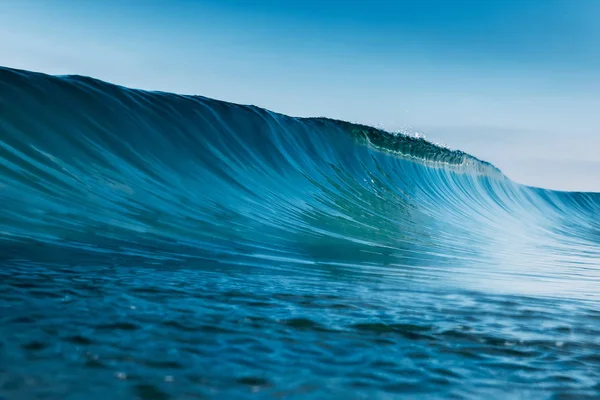 Блакитна Кристалічна Хвиля Океані Розривна Хвиля Сонячне Світло — стокове фото