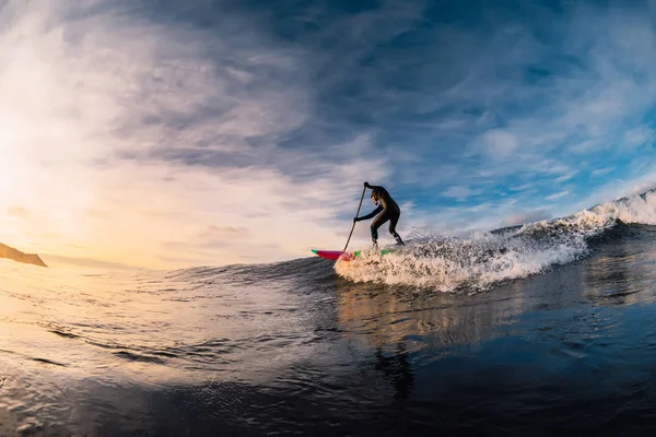 December 28, 2019. Anapa, Russia. Stand Up Paddle surfing on wav — 스톡 사진