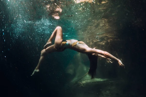 November 2019 Bali Indonesia Women Posing Underwater Transparent River Waterfall — Stock Photo, Image