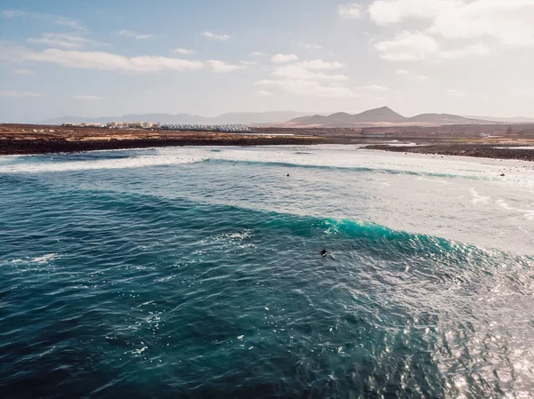 Vista Aérea Praia Santa Com Mar Ondas Lanzarote Ilhas Canárias — Fotografia de Stock