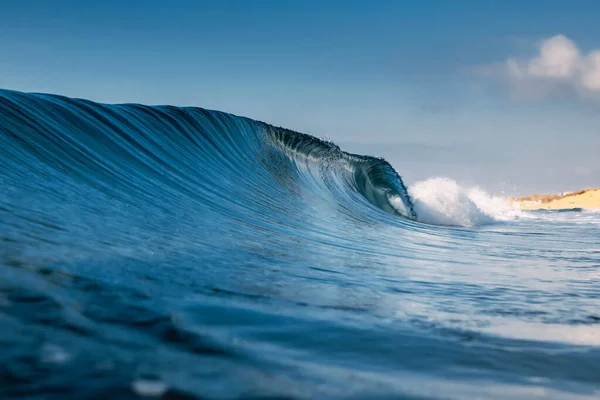 Okyanusta Ideal Dalga Mavi Dalgalar Kırılıyor — Stok fotoğraf