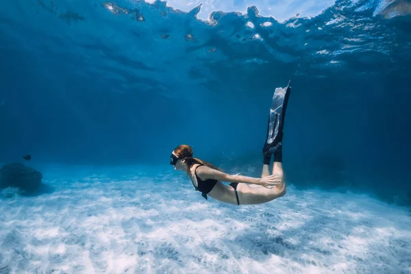 Woman Freediver Glides Fins Sandy Sea Bottom Freediving Sun Light — Stock Photo, Image