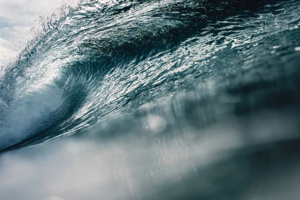Tökéletes Hordóhullám Óceánban Megtörő Hullám Napfénnyel — Stock Fotó