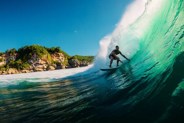 Haziran 2019 Bali Endonezya Fıçı Dalgasında Sörfçü Padang Padang Profesyonel — Stok fotoğraf