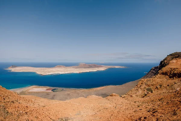Zicht Graciosa Vanaf Lanzarote Panorama Van Het Schilderachtige Uitzicht Graciosa — Stockfoto