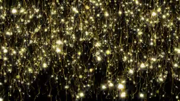 金色闪光的火花雨落在黑暗的背景 抽象4K — 图库视频影像