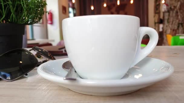 Tasse frischen Espresso-Kaffee — Stockvideo