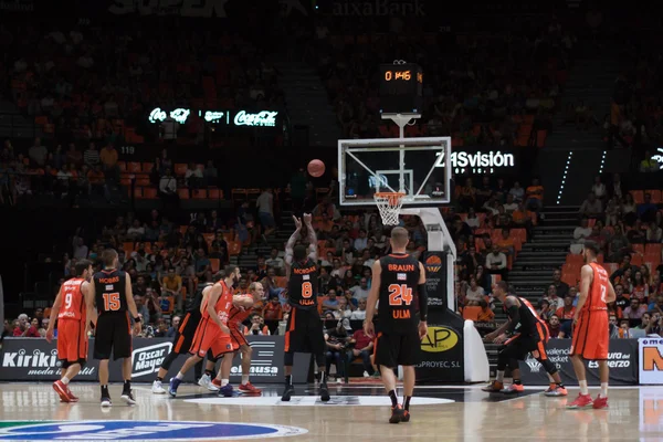 Eurocup - Valencia Basket vs Ratiopharm Ulm — Foto de Stock