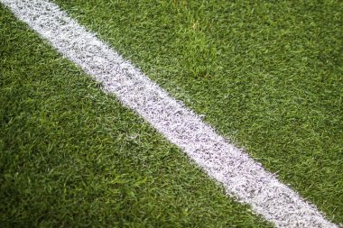Yeşil çim sahası, futbol sahası