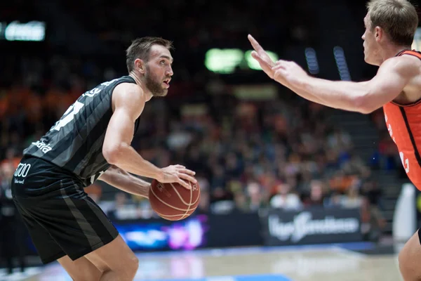 Valencia sepeti ve Bilbao Basket — Stok fotoğraf