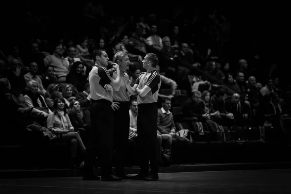 Referees during Eurocup match — Stock Photo, Image