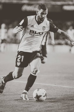 Valencia, İspanya - 17 Ocak 2018: Martin Montoya sırasında İspanya Kral Kupası maç Valencia Cf ve Alaves Stadyumu'nda Mestalla üzerinde Ocak 17, valencia arasında