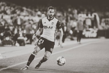 Valencia, İspanya - 17 Ocak 2018: Martin Montoya sırasında İspanya Kral Kupası maç Valencia Cf ve Alaves Stadyumu'nda Mestalla üzerinde Ocak 17, valencia arasında