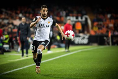 Valencia, İspanya - 17 Ocak 2018: Martin Montoya sırasında İspanya Kral Kupası maç Valencia Cf ve Alaves Stadyumu'nda Mestalla üzerinde Ocak 17, valencia arasında