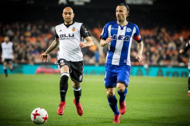 Valencia, İspanya - 17 Ocak 2018: (L) Zaza, Valencia Cf ve Alaves Stadyumu'nda Mestalla üzerinde Ocak 17, valencia arasında İspanya Kral Kupası sırasında Alexis eşleme