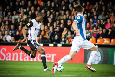 Valencia, İspanya - 8 Nisan: Kondogbia maçı sırasında İspanyol La Liga maç Valencia Cf ve Rcd Espanyol Mestalla Stadı nda arasında 8 Nisan 2018 Valencia, İspanya