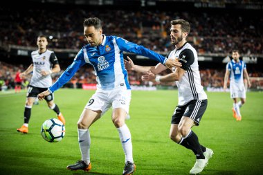 Valencia, İspanya - 8 Nisan: (L) Sergio Garcia, İspanyol La Liga sırasında Gaya arasında Valencia Cf ve Rcd Espanyol Mestalla Stadı nda 8 Nisan 2018 Valencia, İspanya eşleme