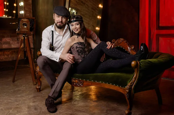 Aktörler soyunma odasında birkaç