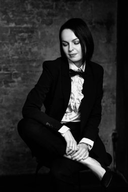 Siyah-beyaz Syle kızların fotoşopesyonu