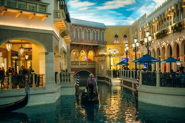 Las Vegas, Usa - Haziran 2019 Las Vegas Bulvarı 'ndaki Venedik Resort Hotel Casino Venetian — Stok fotoğraf