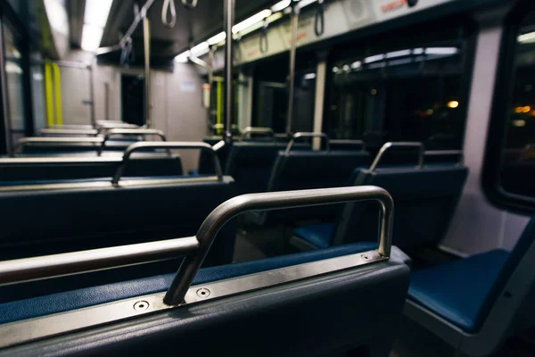 Interior do trem de metrô em calgary Metro system, canada — Fotografia de Stock