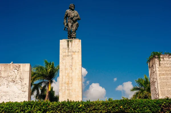 Santa Clara, Küba - Kasım, 2018 Che Guevara Anıtı, Plaza de la Revolution — Stok fotoğraf