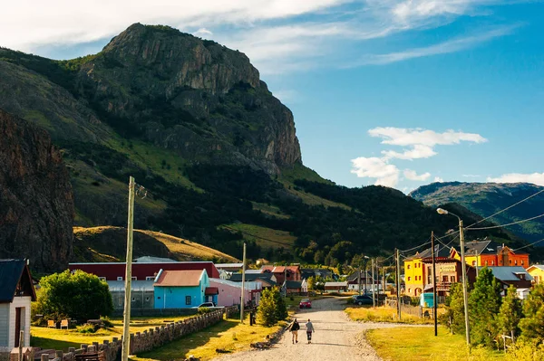 El Chalten, pequeño pueblo de montaña en la Patagonia austral, Argentina - agosto, 2019 — Foto de Stock