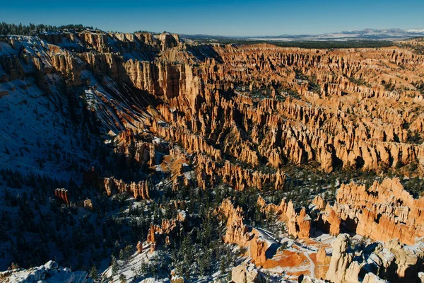 Vista panorámica del Parque Nacional Bryce Canyon en Sunrise, Colorado, EE.UU. — Foto de Stock