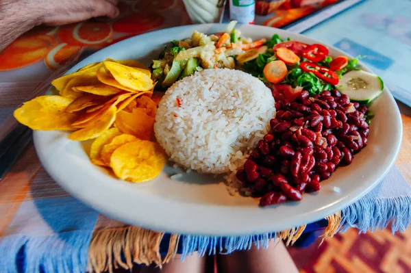 Frijoles y arroz al estilo colombiano, Colombia — Foto de Stock