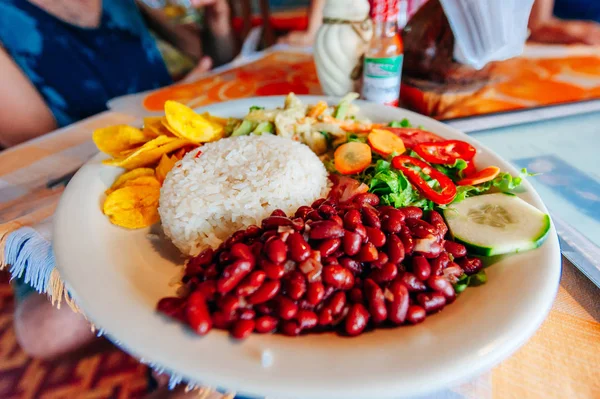 Frijoles y arroz al estilo colombiano, Colombia — Foto de Stock