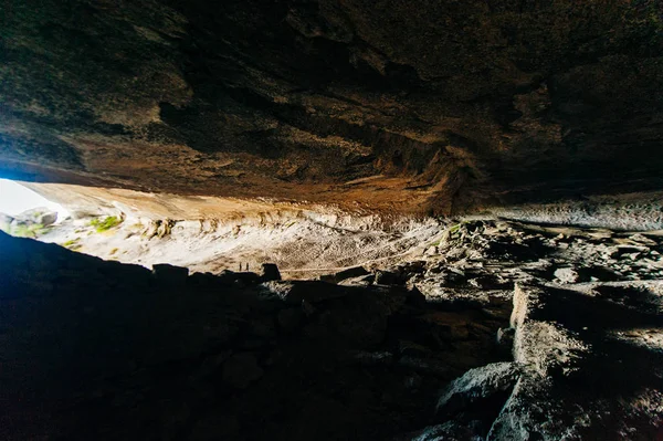 Caverna de Milodon no parque nacional Torres del Paine, Chile — Fotografia de Stock