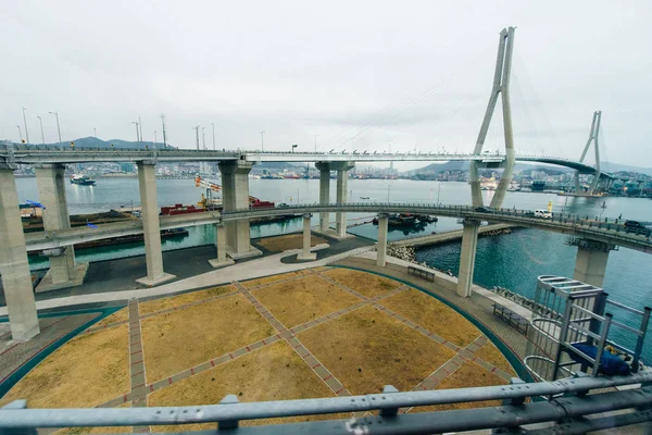 韩国釜山- 2019年10月，釜山北港大桥螺旋形道路坡道 — 图库照片